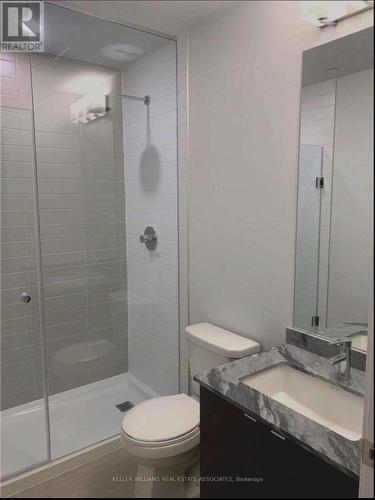 1407 - 4085 Parkside Village Drive, Mississauga, ON - Indoor Photo Showing Bathroom
