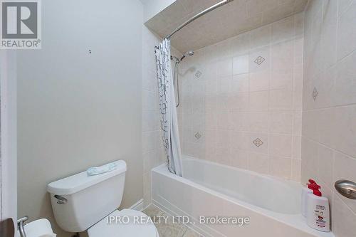 3329 Mistwell Crescent, Oakville, ON - Indoor Photo Showing Bathroom