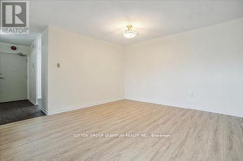 505 - 2323 Confederation Parkway, Mississauga, ON - Indoor Photo Showing Other Room