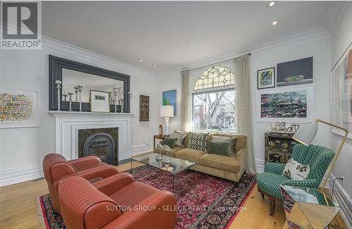 867 Hellmuth Avenue, London, ON - Indoor Photo Showing Living Room With Fireplace