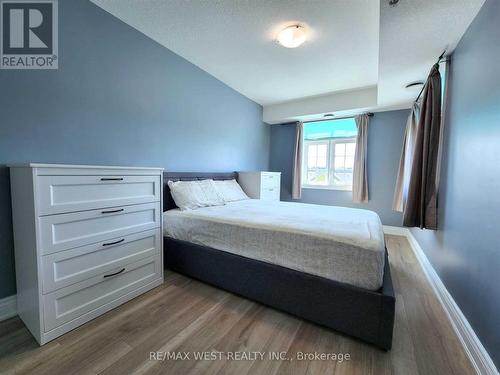 401 - 64 Frederick Drive, Guelph, ON - Indoor Photo Showing Bedroom
