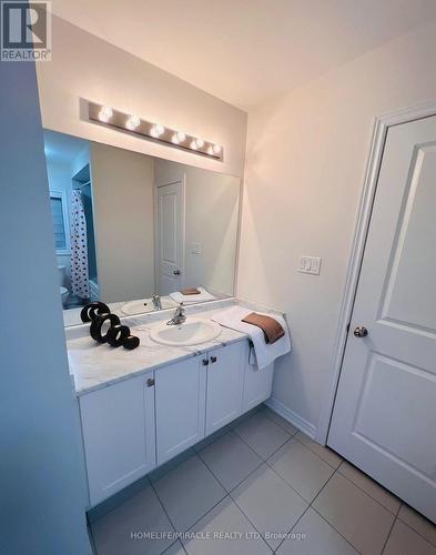 643 Anishinaabe Drive, Shelburne, ON - Indoor Photo Showing Bathroom