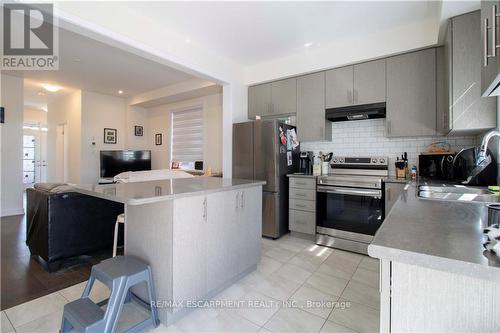 15 Monteith Drive, Brantford, ON - Indoor Photo Showing Kitchen With Stainless Steel Kitchen