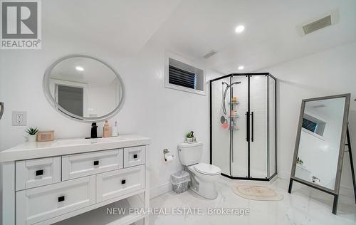 13 Mccrae Crescent, Kawartha Lakes, ON - Indoor Photo Showing Bathroom