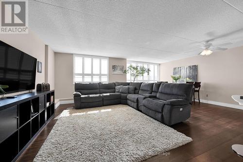 605 - 99 Donn Avenue, Hamilton, ON - Indoor Photo Showing Living Room