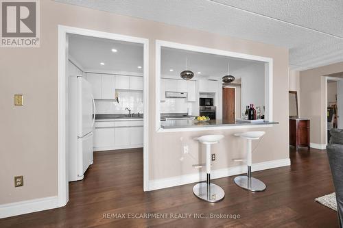 605 - 99 Donn Avenue, Hamilton, ON - Indoor Photo Showing Kitchen