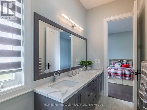 11086 Winston Churchill Boulevard, Halton Hills, ON - Indoor Photo Showing Bathroom