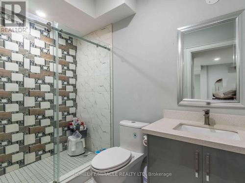 11086 Winston Churchill Boulevard, Halton Hills, ON - Indoor Photo Showing Bathroom