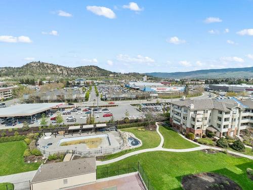 904-1967 Underhill Street, Kelowna, BC - Outdoor With View