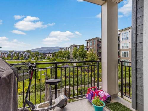 211-1800 Richter Street, Kelowna, BC - Outdoor With View With Exterior