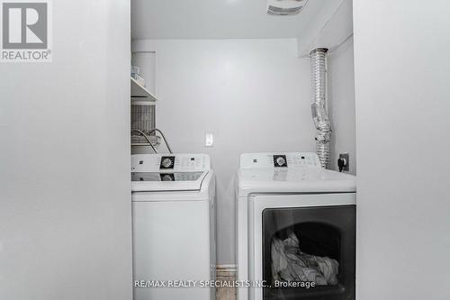 426 Queen Mary Drive, Brampton, ON - Indoor Photo Showing Laundry Room