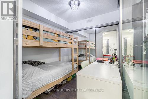 318 - 3091 Dufferin Street, Toronto, ON - Indoor Photo Showing Bedroom