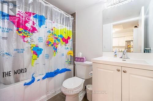 318 - 3091 Dufferin Street, Toronto, ON - Indoor Photo Showing Bathroom