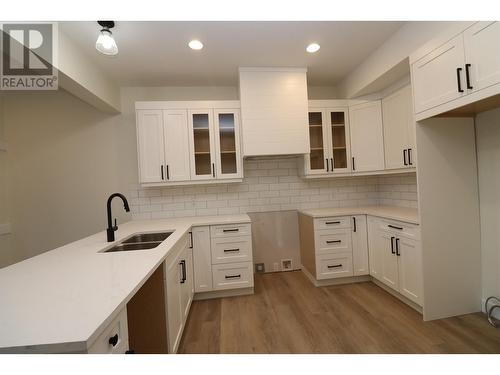 706 4274 22Nd Avenue, Prince George, BC - Indoor Photo Showing Kitchen With Double Sink