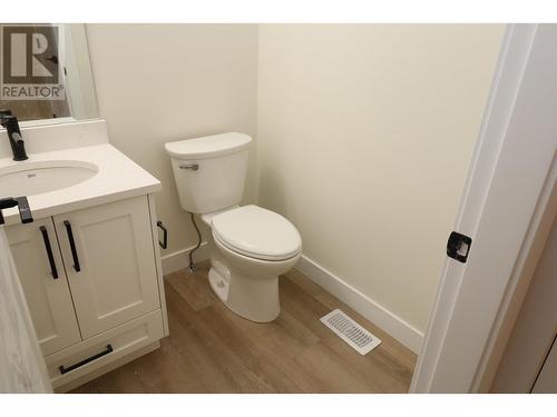 706 4274 22Nd Avenue, Prince George, BC - Indoor Photo Showing Bathroom