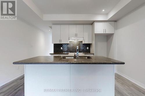 8 Sissons Way, Markham, ON - Indoor Photo Showing Kitchen With Double Sink