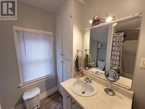 353 Wilson St, Sault Ste. Marie, ON - Indoor Photo Showing Bathroom