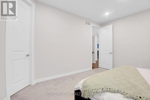 140 Rugosa Street, Ottawa, ON - Indoor Photo Showing Bedroom