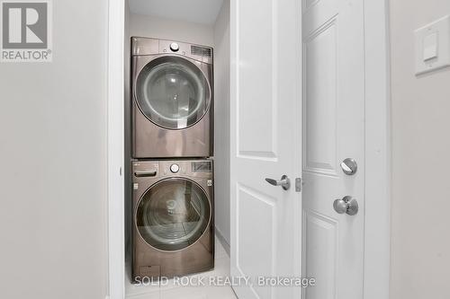 140 Rugosa Street, Ottawa, ON - Indoor Photo Showing Laundry Room