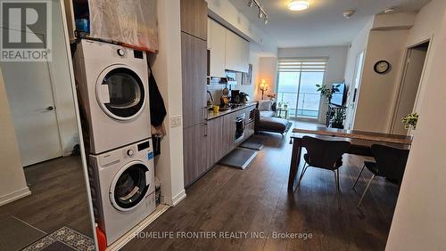 4901 - 950 Portage Pkwy Parkway, Vaughan, ON - Indoor Photo Showing Laundry Room
