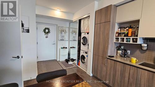 4901 - 950 Portage Pkwy Parkway, Vaughan, ON - Indoor Photo Showing Laundry Room
