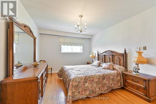 36 Broomfield Drive, Toronto, ON - Indoor Photo Showing Bedroom