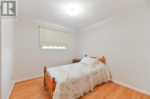 36 Broomfield Drive, Toronto, ON - Indoor Photo Showing Bedroom