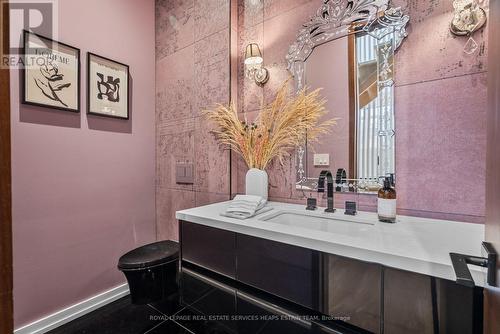 101 Rykert Crescent, Toronto, ON - Indoor Photo Showing Bathroom