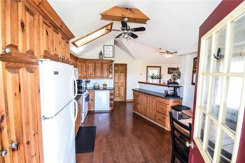 617 Marshagan Road, Dunnville, ON - Indoor Photo Showing Kitchen