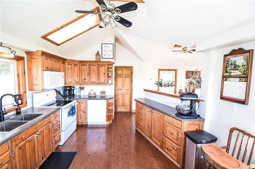 617 Marshagan Road, Dunnville, ON - Indoor Photo Showing Kitchen With Double Sink