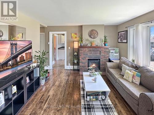 98 Karl Street, Belleville, ON - Indoor Photo Showing Living Room With Fireplace