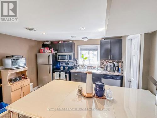 98 Karl Street, Belleville, ON - Indoor Photo Showing Kitchen