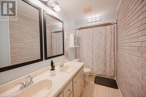 4 Johnston Drive, South River, ON - Indoor Photo Showing Bathroom