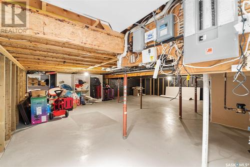 102 Hinitt Place, Saskatoon, SK - Indoor Photo Showing Laundry Room