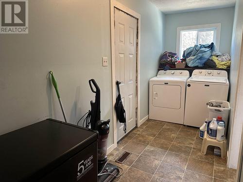 2874 Minotti Drive, Prince George, BC - Indoor Photo Showing Laundry Room