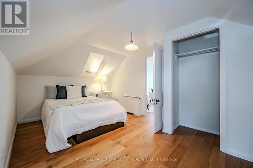 138 Dublin Street N, Guelph, ON - Indoor Photo Showing Bedroom