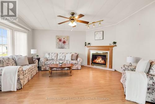 379 - 3033 Townline Road, Fort Erie, ON - Indoor Photo Showing Living Room With Fireplace