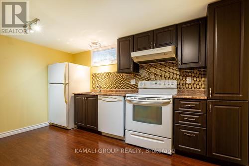 Bsmt - 76 Parnell Road, St. Catharines, ON - Indoor Photo Showing Kitchen