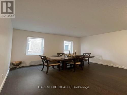 104 Freure Drive, Cambridge, ON - Indoor Photo Showing Dining Room