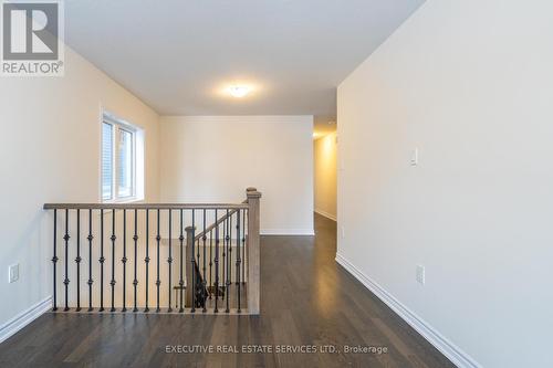 86 Holder Drive, Brantford, ON - Indoor Photo Showing Other Room