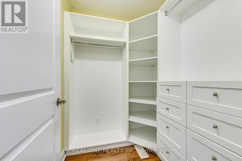 486 Orchard Drive, Oakville, ON - Indoor With Storage