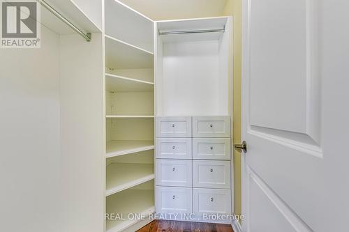 486 Orchard Drive, Oakville, ON - Indoor With Storage