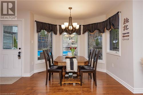 200 Osprey Crescent, Callander, ON - Indoor Photo Showing Dining Room