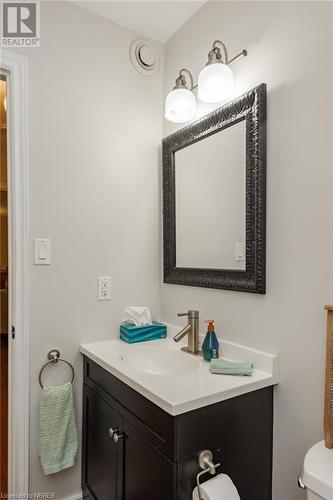 200 Osprey Crescent, Callander, ON - Indoor Photo Showing Bathroom