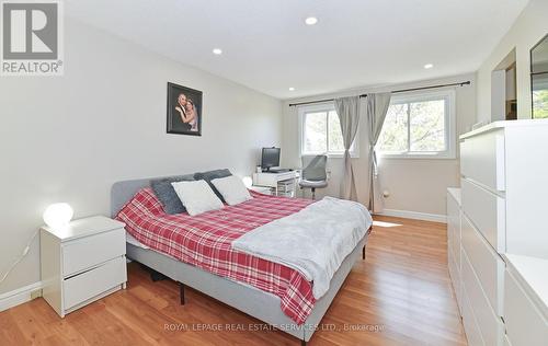 3116 Cambourne Crescent, Mississauga, ON - Indoor Photo Showing Bedroom