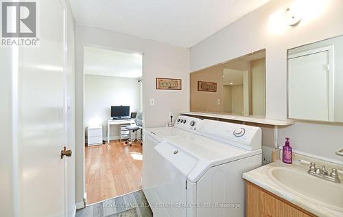 3116 Cambourne Crescent, Mississauga, ON - Indoor Photo Showing Laundry Room