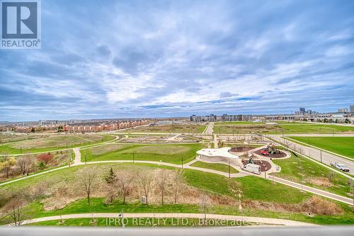 902 - 2365 Central Park Drive, Oakville, ON - Outdoor With View