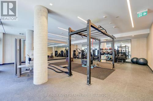 1507 - 2020 Bathurst Street, Toronto, ON - Indoor Photo Showing Gym Room