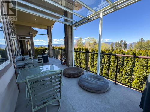570 Gowen Place, Kelowna, BC - Outdoor With View With Exterior
