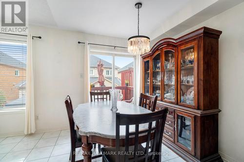 8 - 165 Fieldstone Drive, Vaughan, ON - Indoor Photo Showing Dining Room